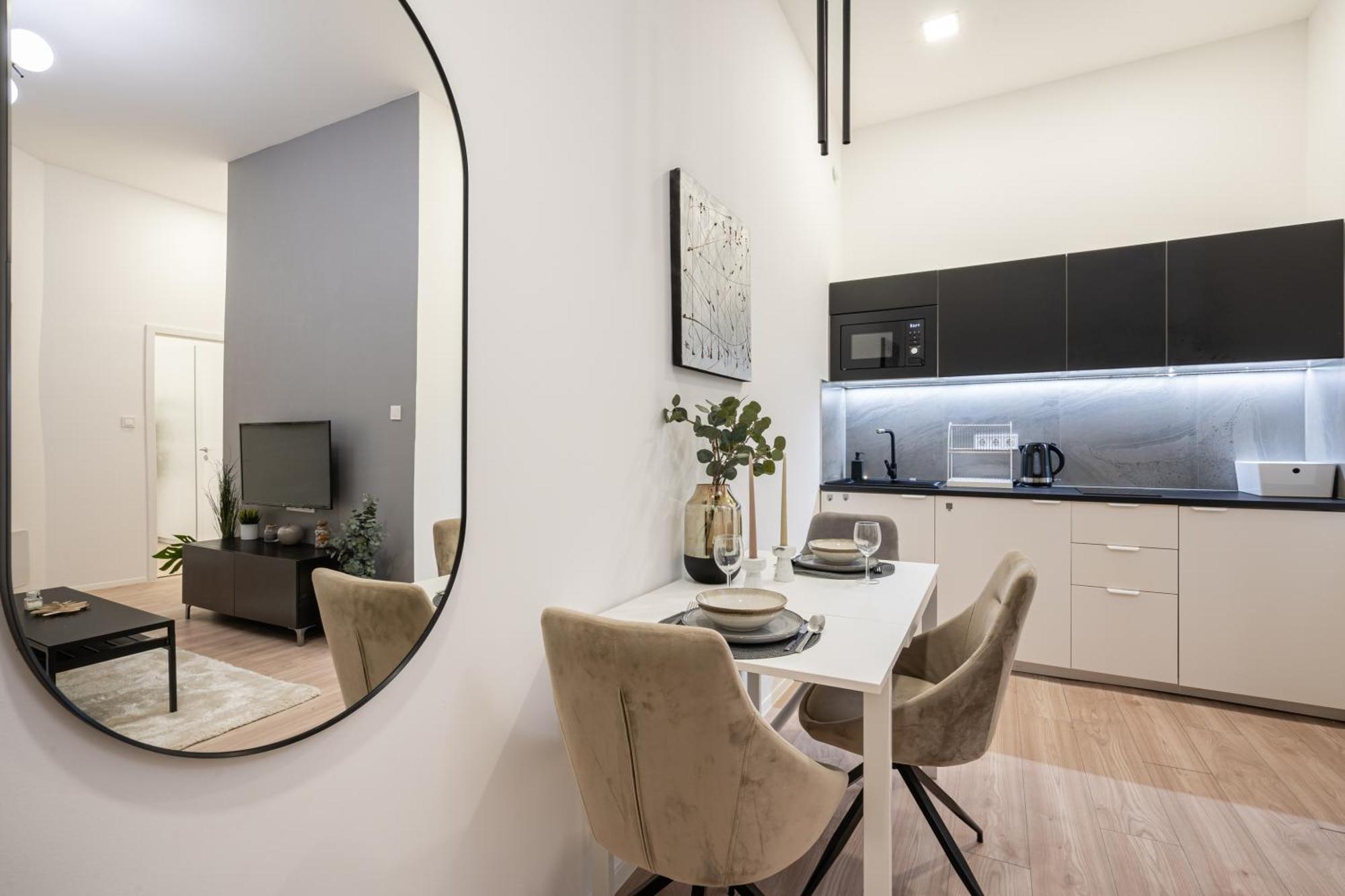 Kl31 - Urban Escape - Prime Location - Klauzal Square By Bqa Apartment Budapest Ngoại thất bức ảnh