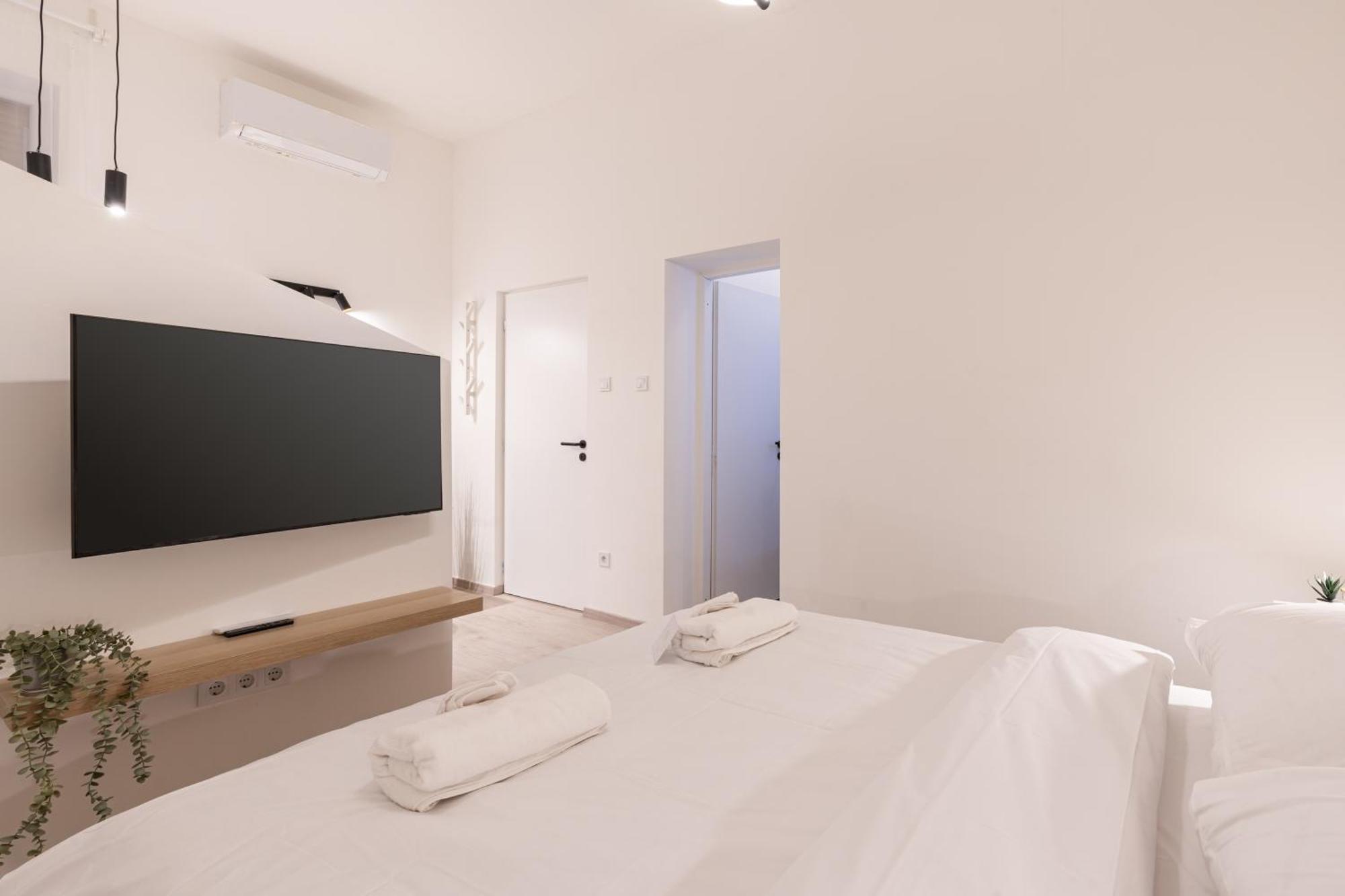 Kl31 - Urban Escape - Prime Location - Klauzal Square By Bqa Apartment Budapest Ngoại thất bức ảnh