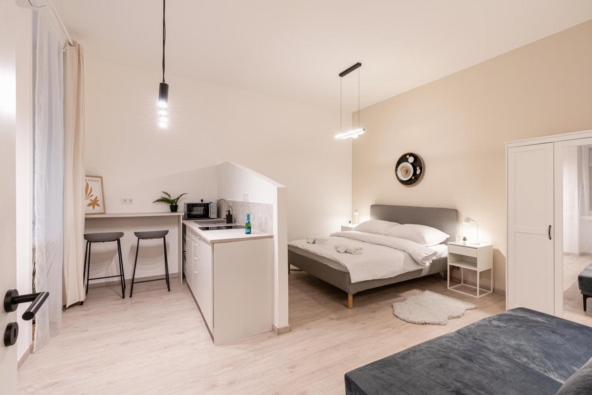 Kl31 - Urban Escape - Prime Location - Klauzal Square By Bqa Apartment Budapest Ngoại thất bức ảnh