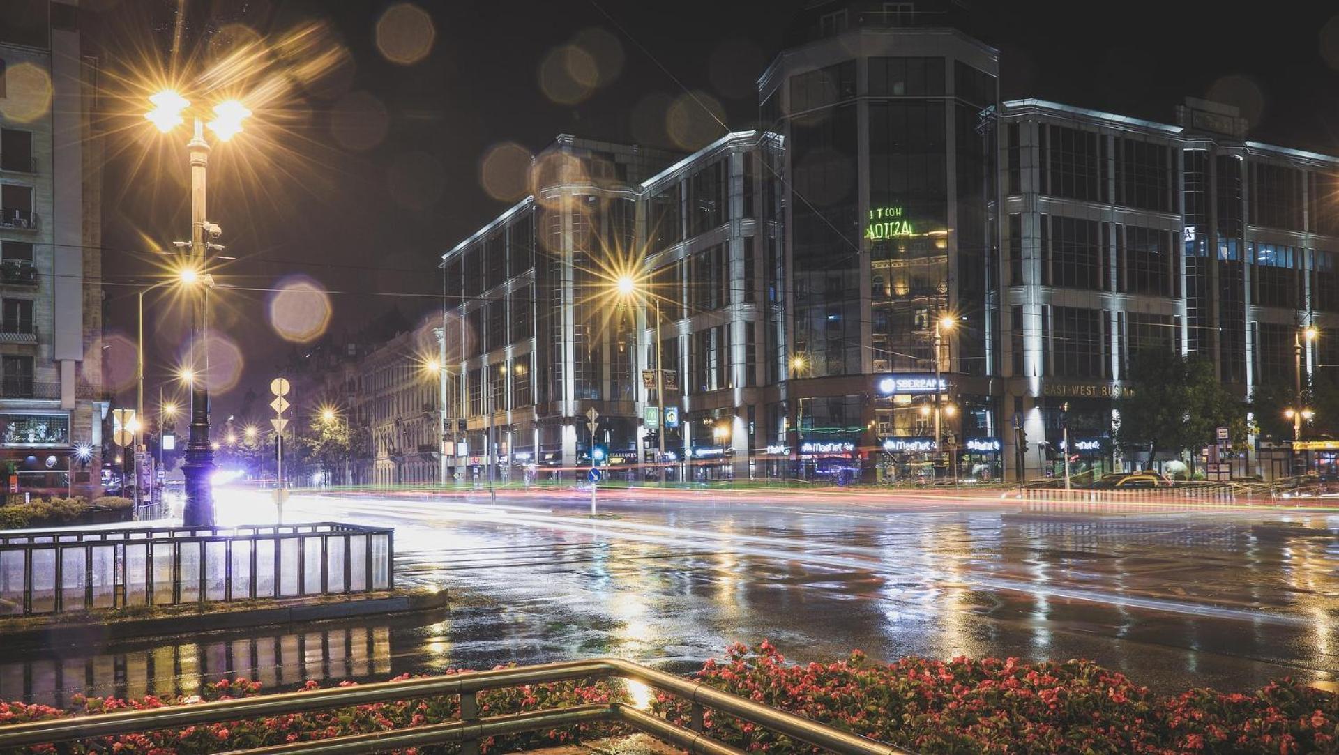 Kl31 - Urban Escape - Prime Location - Klauzal Square By Bqa Apartment Budapest Ngoại thất bức ảnh