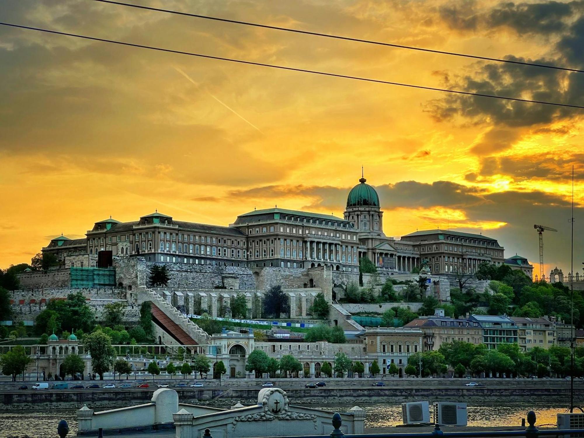 Kl31 - Urban Escape - Prime Location - Klauzal Square By Bqa Apartment Budapest Ngoại thất bức ảnh